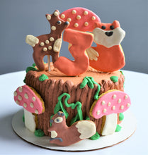 Load image into Gallery viewer, Gourmet 6 inch Enchanted Woodland Forest Cake