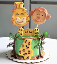 Load image into Gallery viewer, Gourmet 4 Inch Jungle Safari Cake