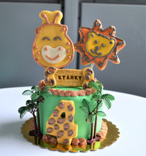 Load image into Gallery viewer, Gourmet 4 Inch Jungle Safari Cake
