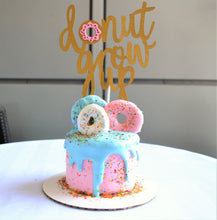 Load image into Gallery viewer, Gourmet Doggy Donut 4 Inch Cake