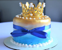Load image into Gallery viewer, Prince/Princess 4 Inch Gourmet Doggy Cake